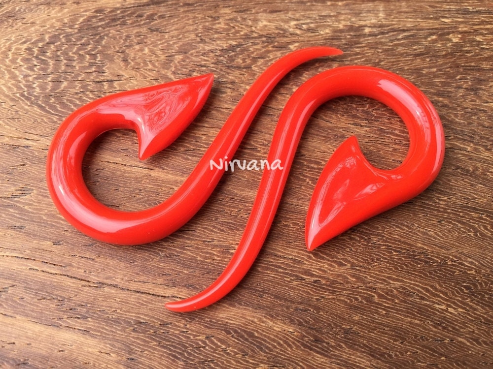1 Pair (2 Pieces) Red South Pacific Islands Tribal Fish Hooks
