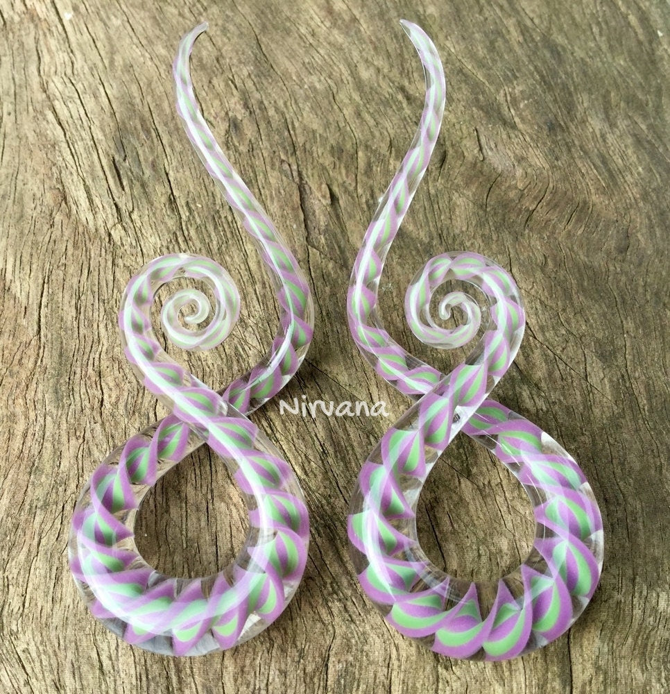 1 Pair (2 Pieces) Mauve & Jade Green Twist Encased Glass