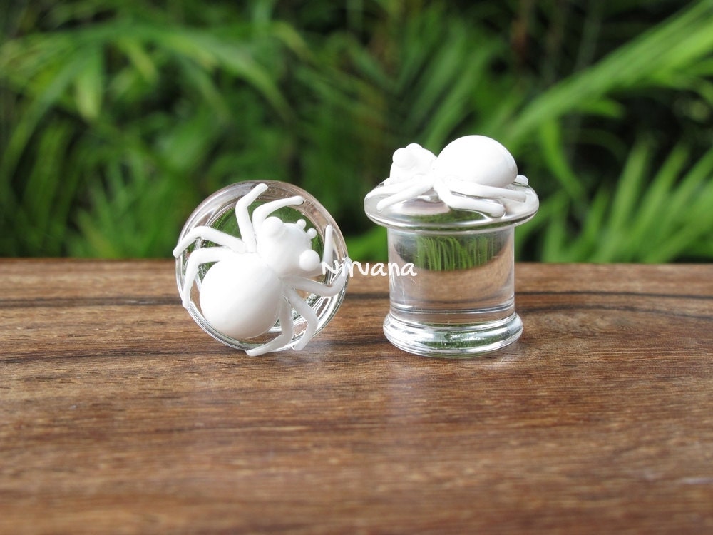 1 Pair (2 Pieces) White Poison Spider Glass Plugs