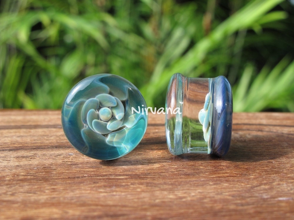 1 Pair (2 Pieces) Ocean Flower Plugs Pyrex Glass Gauges