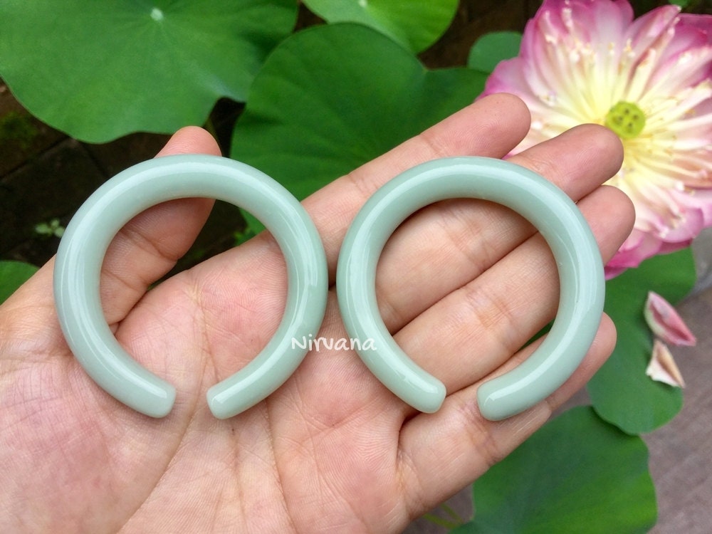 1 Pair (2 Pieces) Nirvana's Mint Glass Hoops