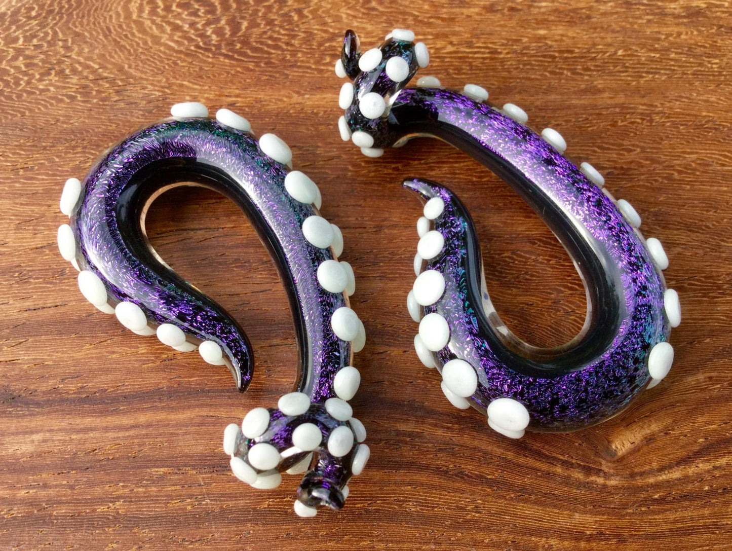 1 Pair (2 Pieces) Aquatic Rainbow Dichroic Octopus Ear Shapes