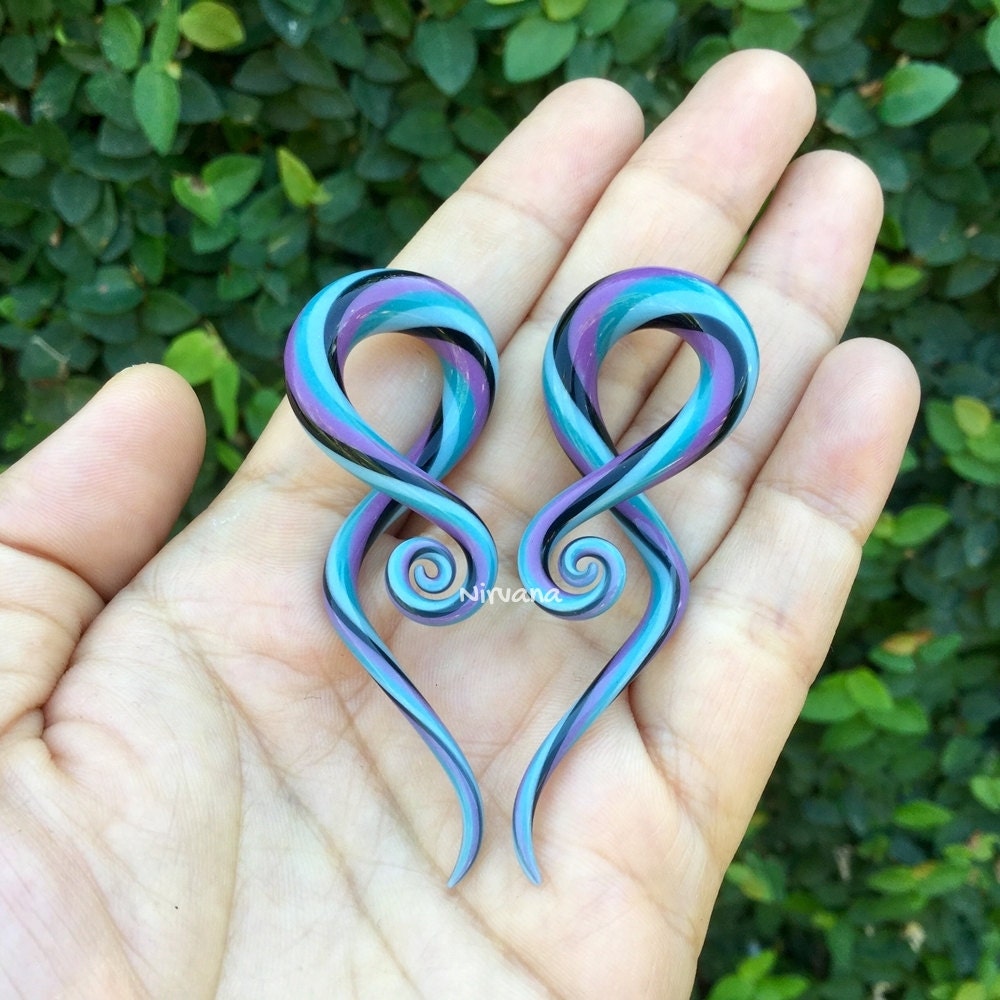 1 Pair (2 Pieces) Black/Sky Blue/Aqua/Mauve Glass Note Shapes