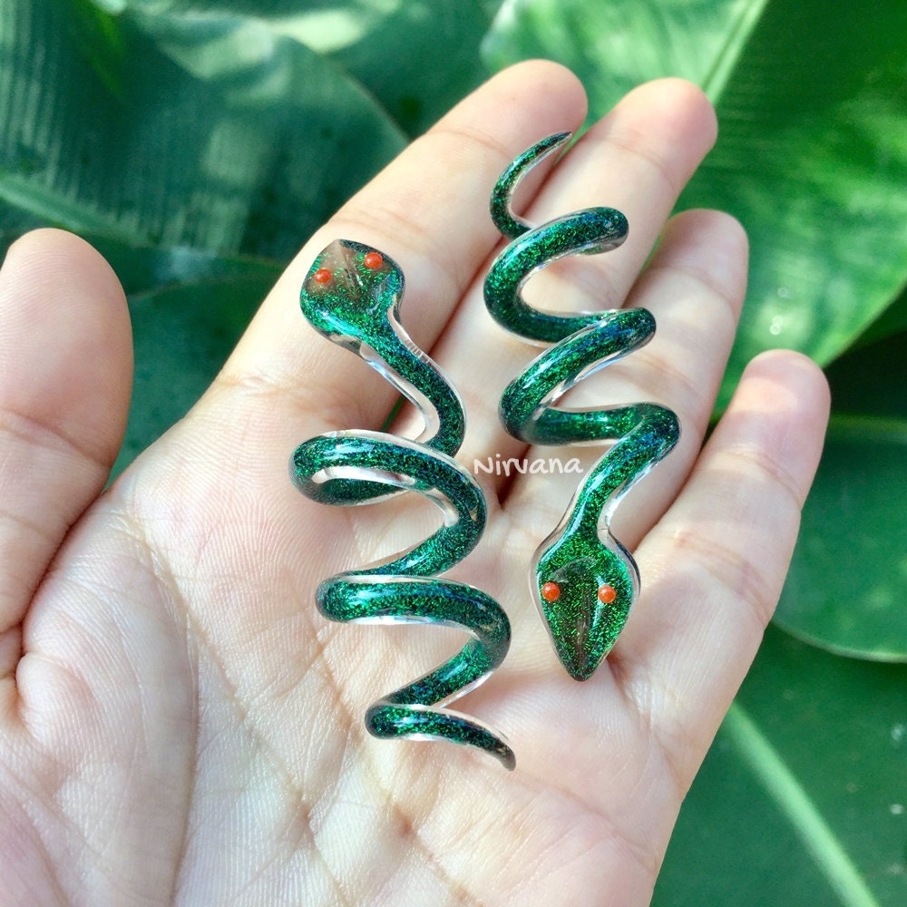 1 Pair (2 Pieces) Emerald Green Dichroic Glass Snake Spirals