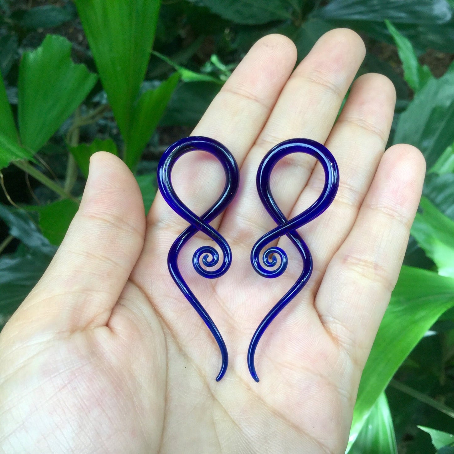 1 Pair (2 Pieces) Translucent Cobalt Blue Note Spirals