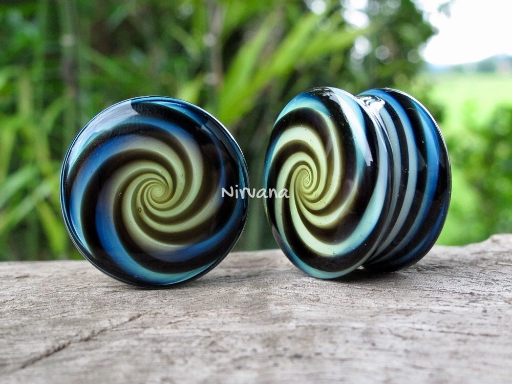 1 Pair (2 Pieces) Nirvana Hypnotic Swirl Plugs Pyrex Glass