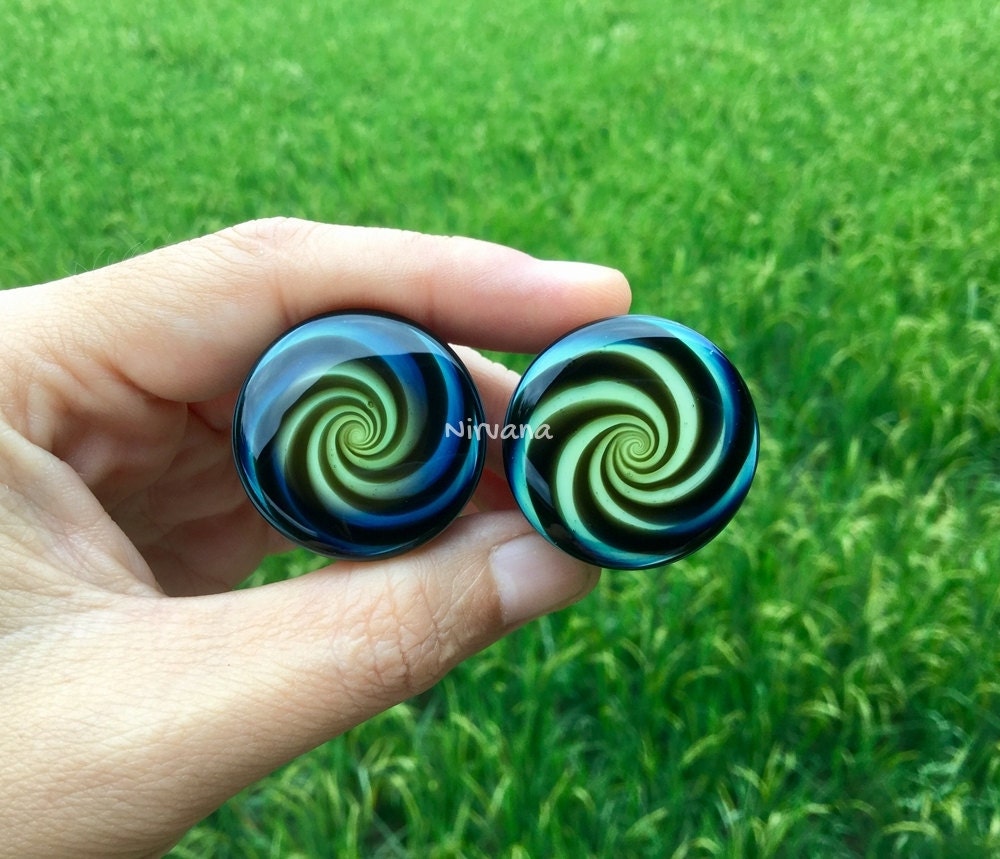 1 Pair (2 Pieces) Nirvana Hypnotic Swirl Plugs Pyrex Glass