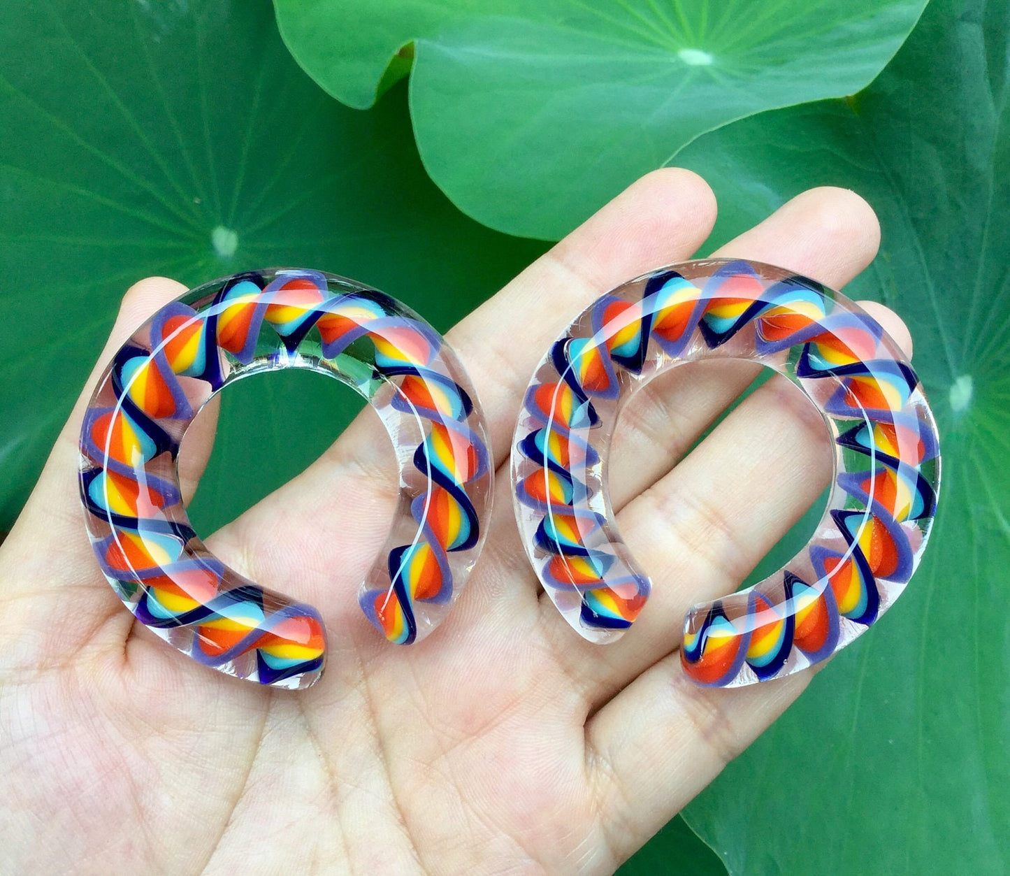 1 Pair (2 Pieces) Super Fat Rainbow Encased Twist Hoop Gauges