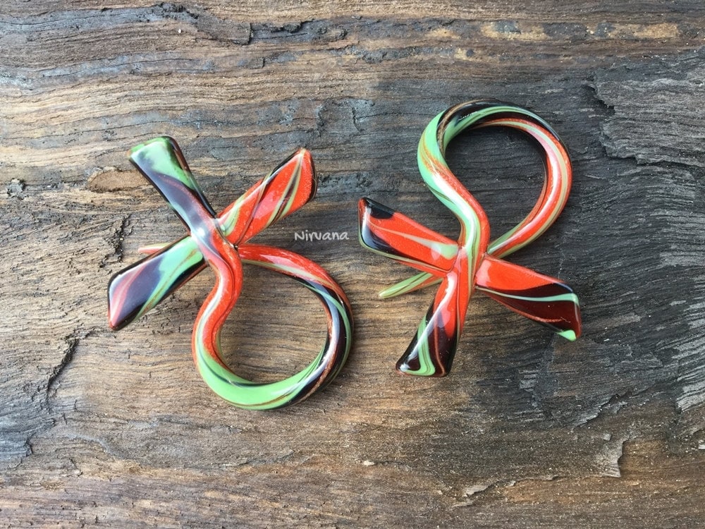 1 Pair (2 Pieces) Egyptian Ankh Cross Pyrex glass Ear Spirals