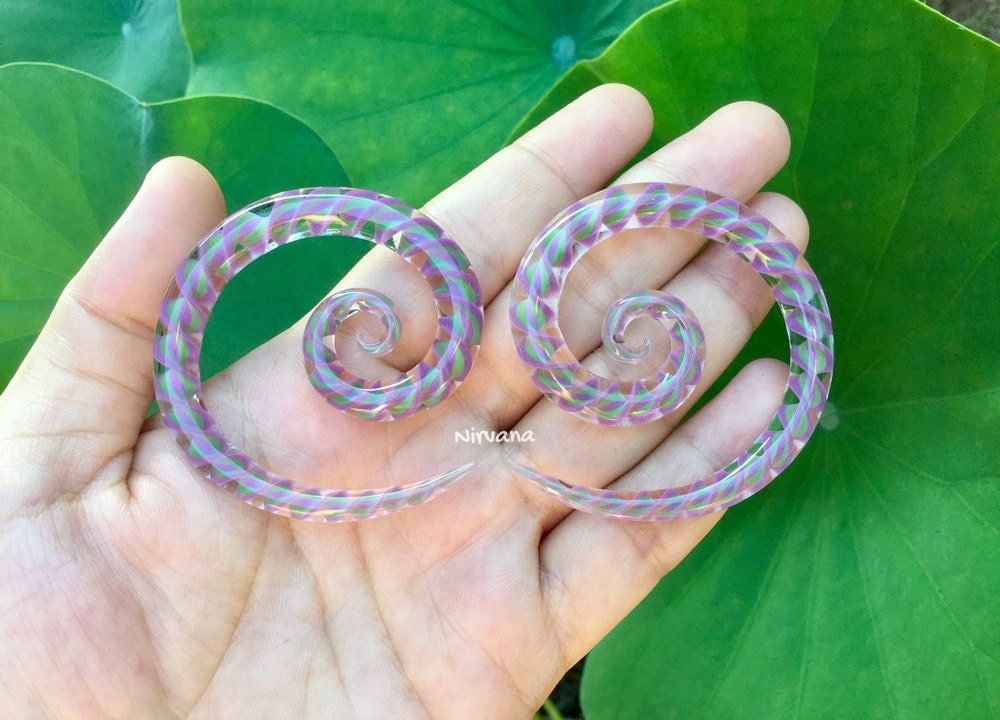 1 Pair (2 Pieces) Mauve & Jade Encased Twist Super Spirals Glass