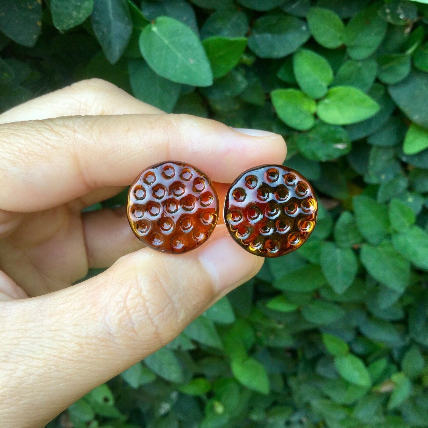 1 Pair (2 Pieces) Amber Color Glass Honey Comb Plugs