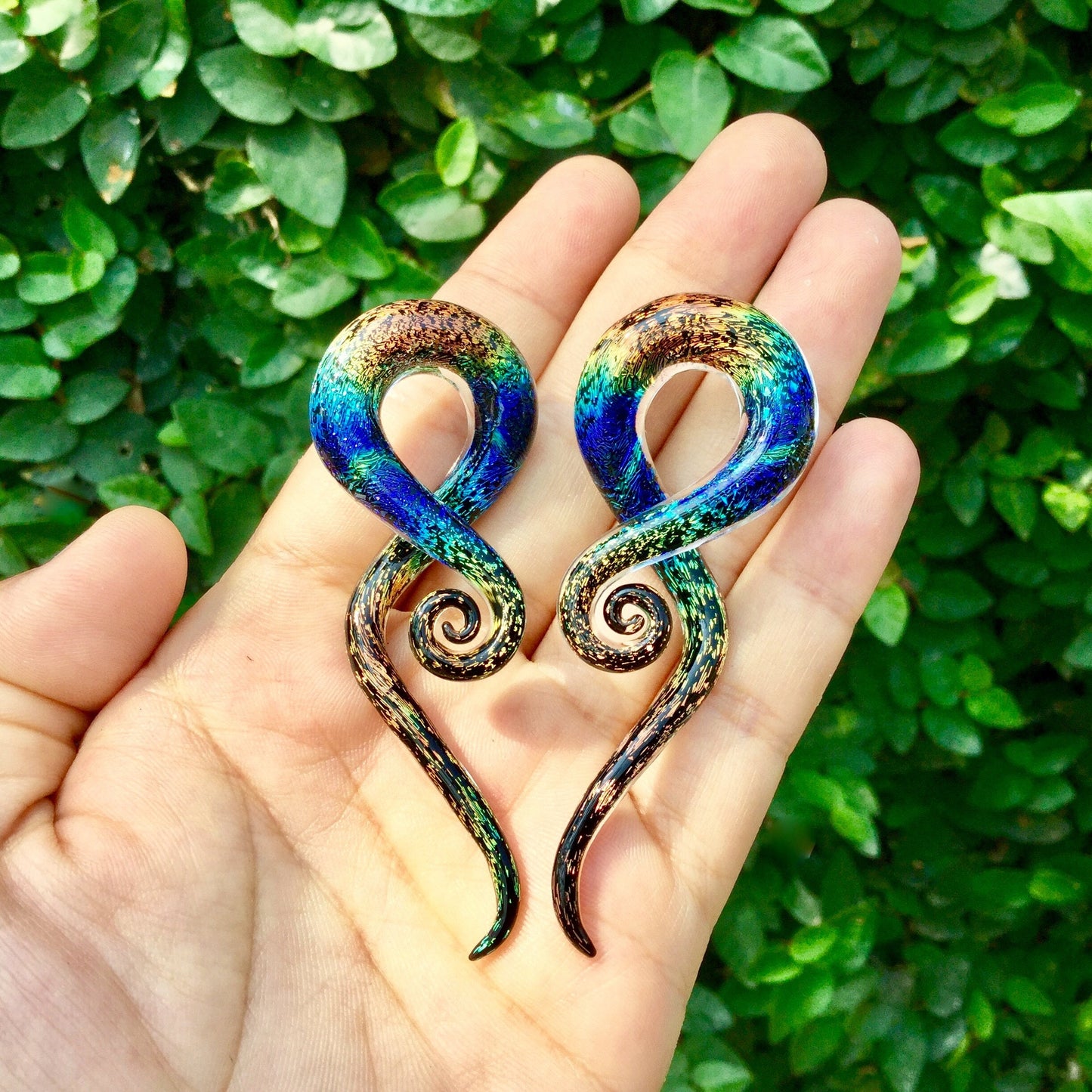 1 Pair (2 pieces) Aquatic Rainbow Dichroic Glass Note Spirals
