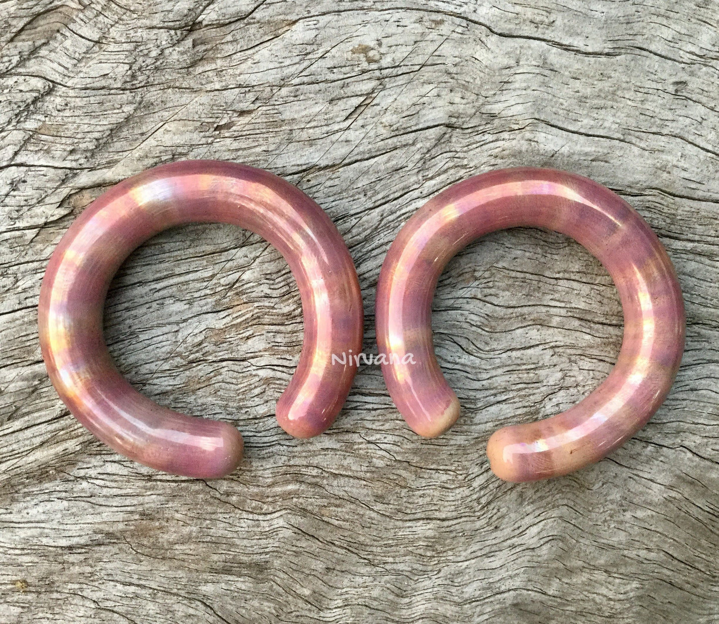 1 Pair (2 Pieces) Nirvana's Metallic Earth Glass Hoops