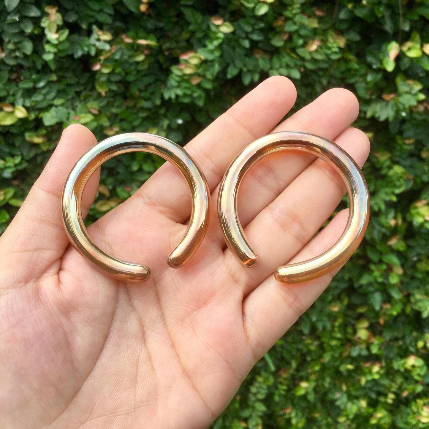 1 Pair (2 Pieces) Nirvana's Silver/Gold Color Glass Hoops