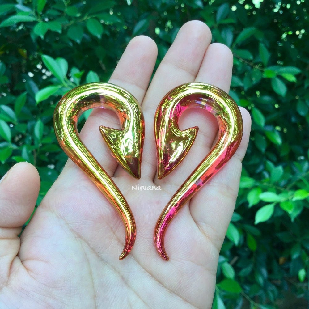 1 Pair (2 Pieces) 24 K Ruby Gold South Pacific Islands Tribal Fish Hooks