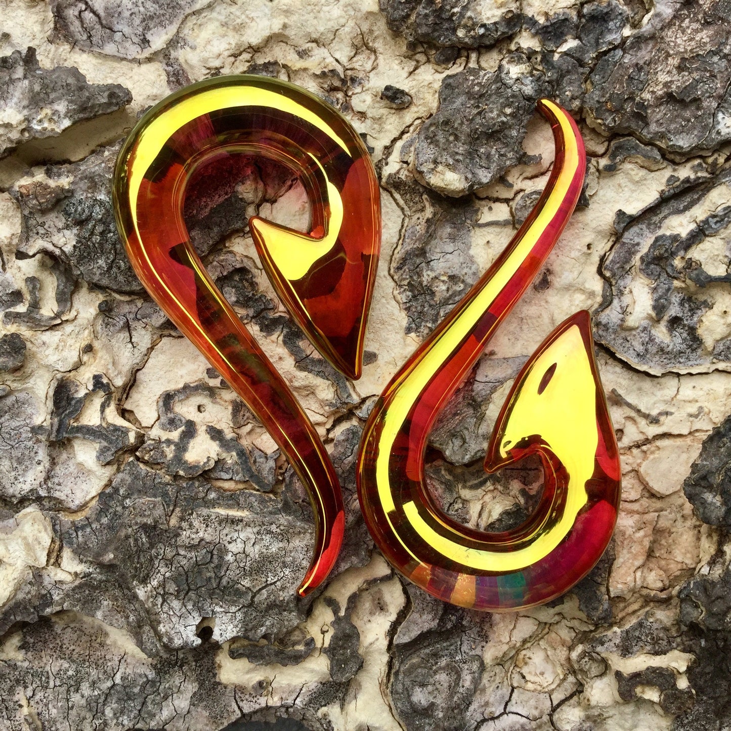 1 Pair (2 Pieces) 24 K Ruby Gold South Pacific Islands Tribal Fish Hooks