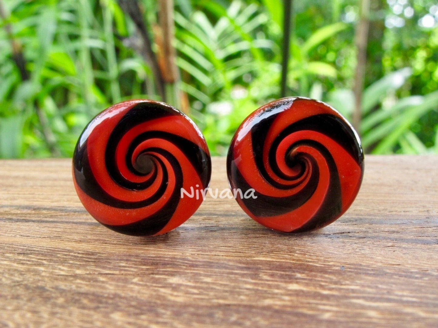 1 Pair (2 Pieces) Tornado Plugs Red & Black