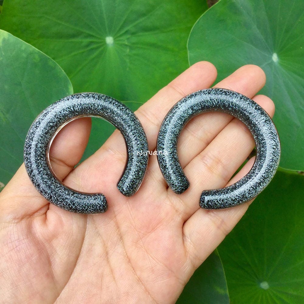 1 Pair (2 Pieces) Dark Silver Dichroic Glass Hoops