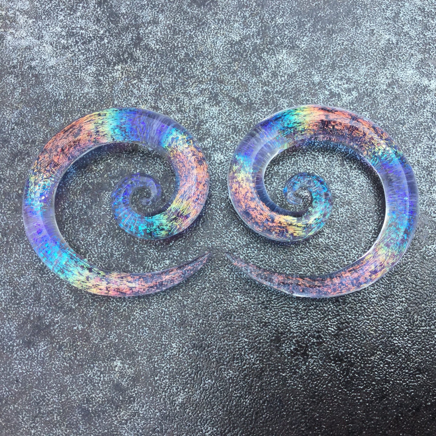 1 Pair (2 Pieces) Translucent Light Blue Translucent Rainbow Dichroic Glass Super Spirals
