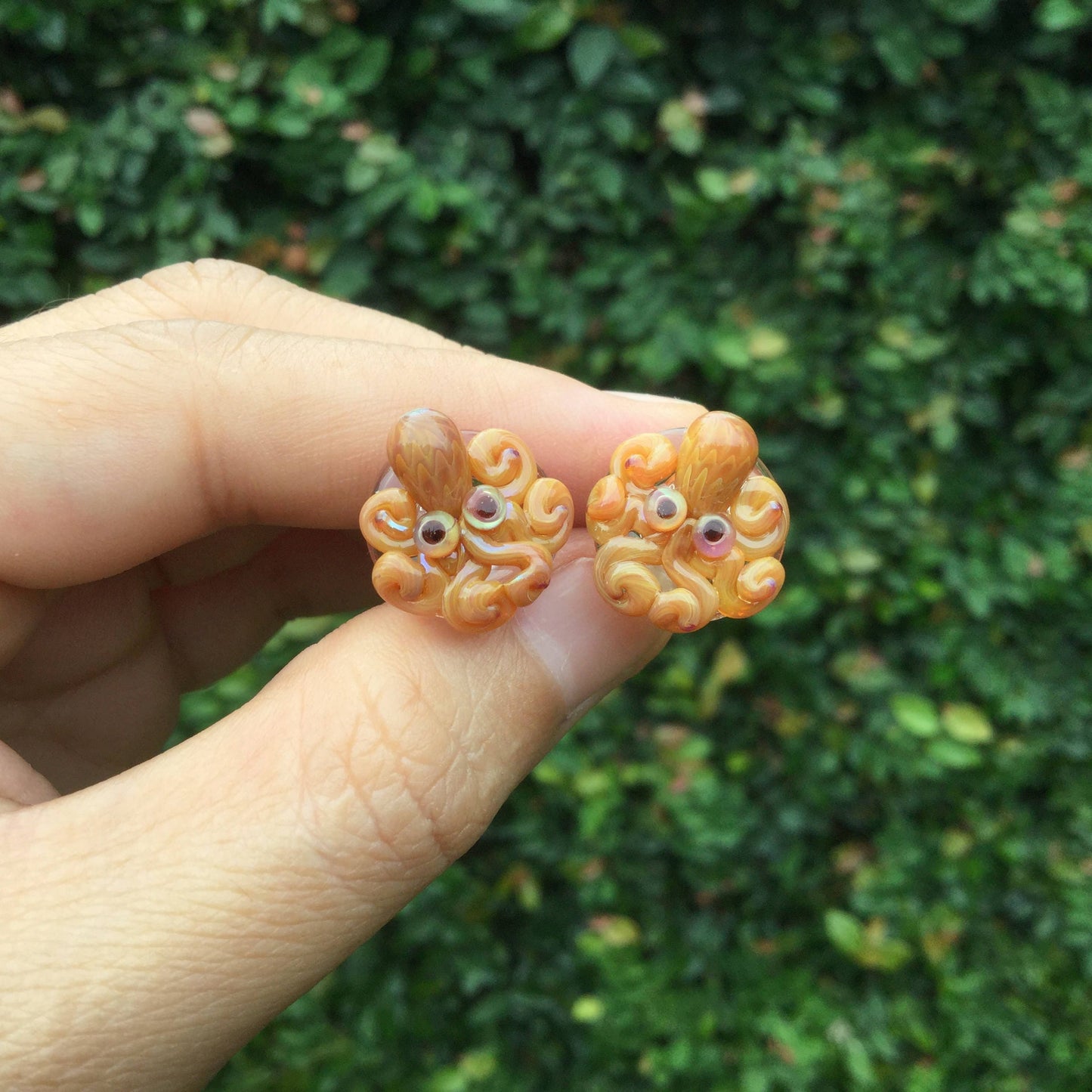 1 Pair (2 Pieces) Exotic Silver Octopus Plugs Pyrex Glass