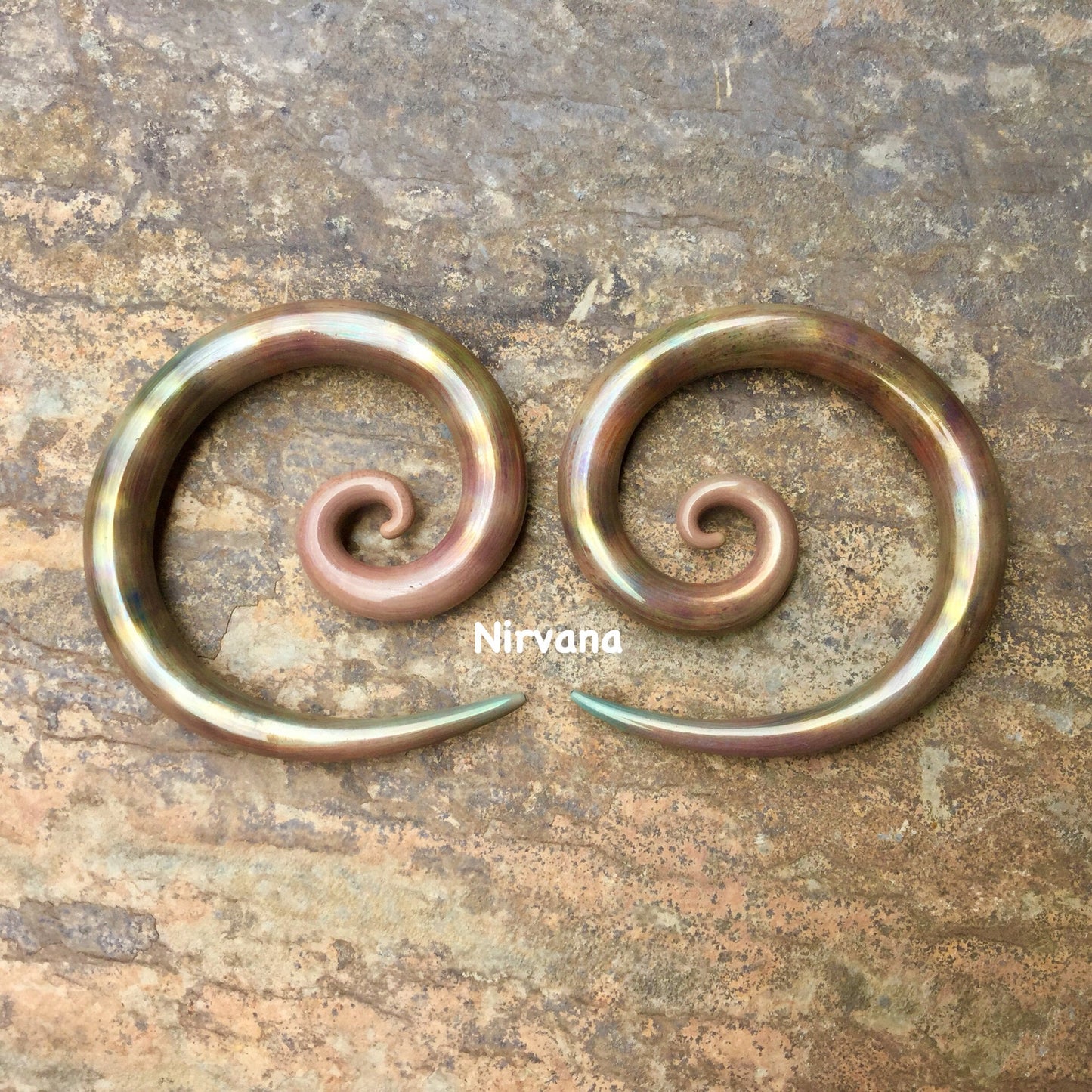 1 Pair (2 Pieces) Antique Metallic Earth Glass Super Spirals