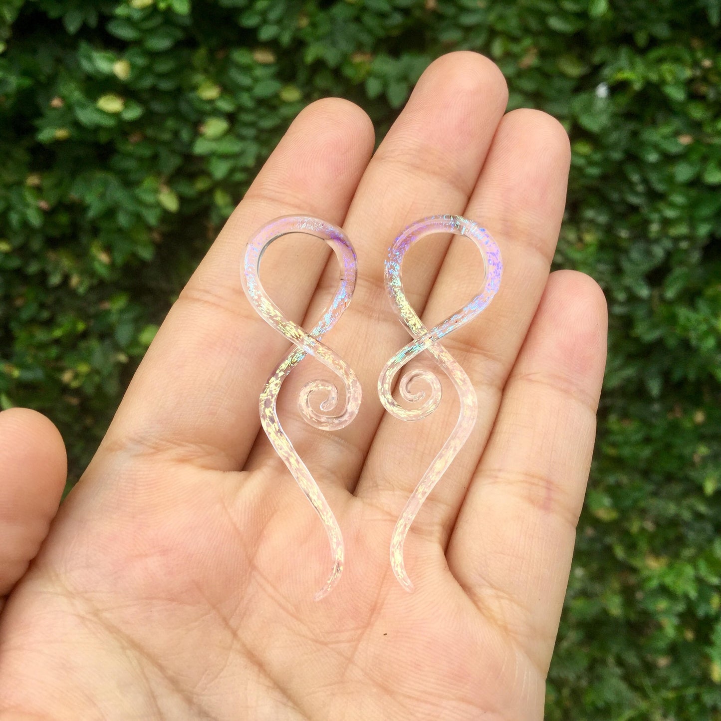 1 Pair (2 pieces) Translucent Aquatic Rainbow With Translucent Pink Background Dichroic Glass Note Spirals