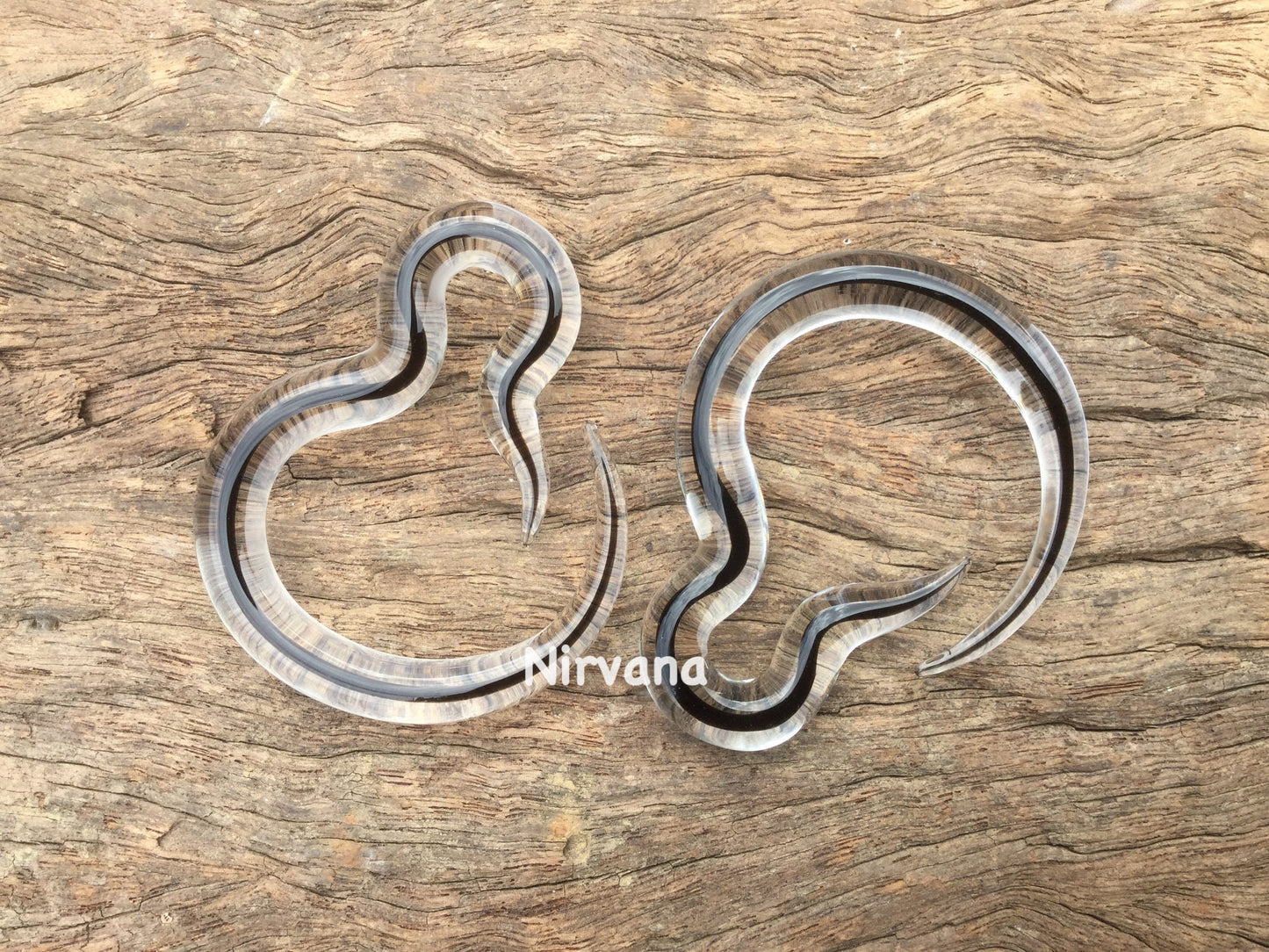 1 Pair (2 Pieces) Nirvana's Encased Black Glass Borneo Hoops