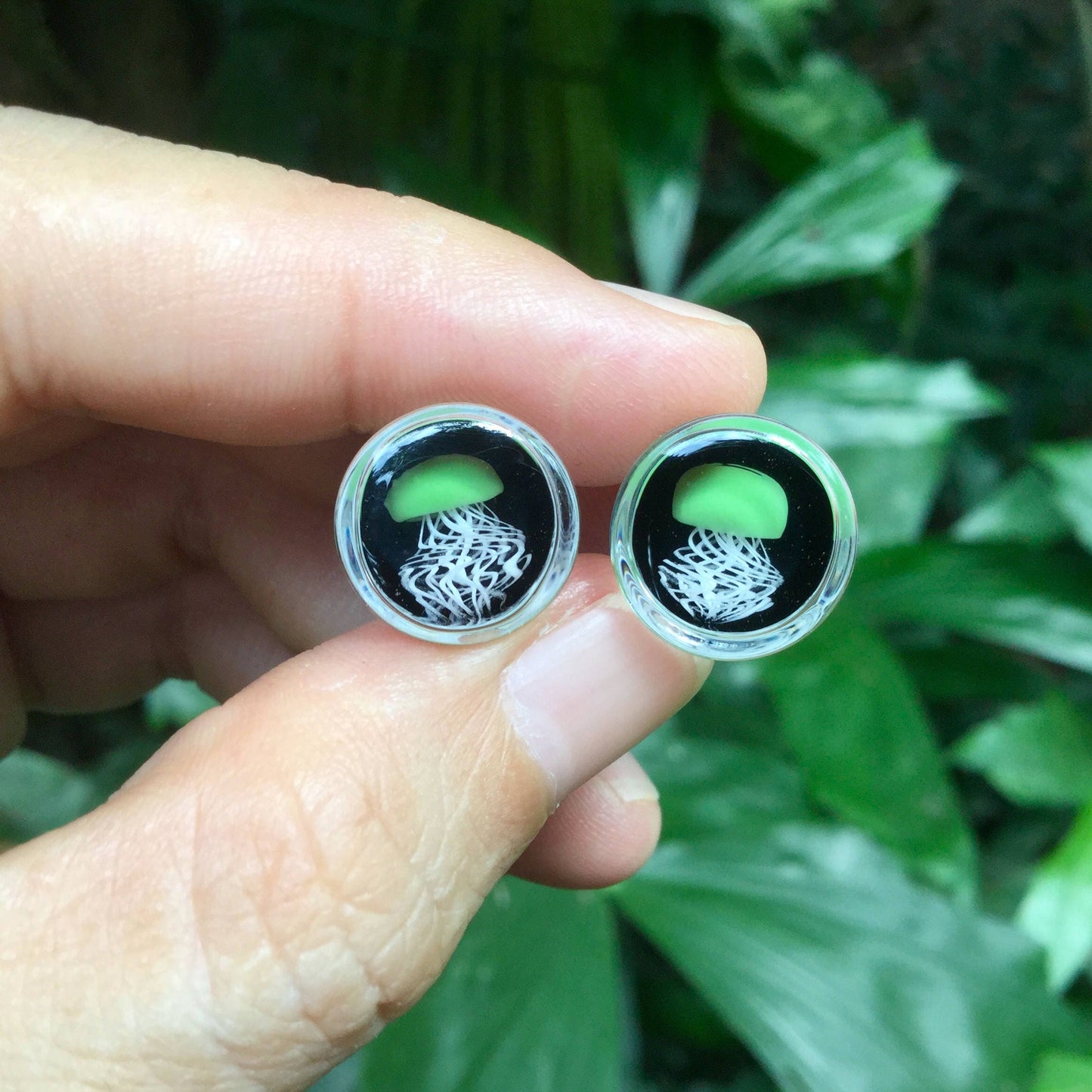 1 Pair (2 Pieces) Jade Pyrex Glass Jellyfish Plugs Black Background