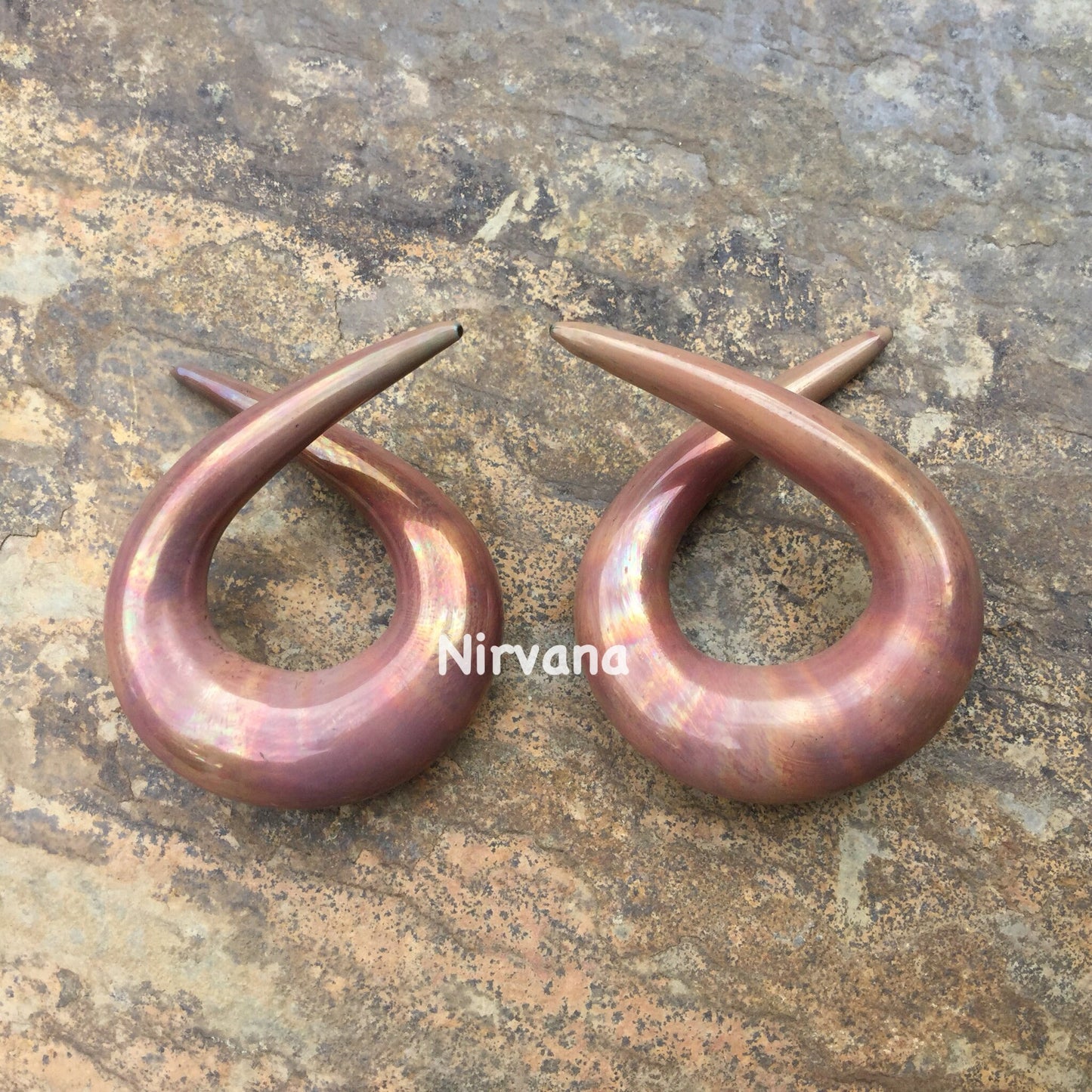 1 Pair (2 Pieces) Antique Metallic Earth Glass Single Twists
