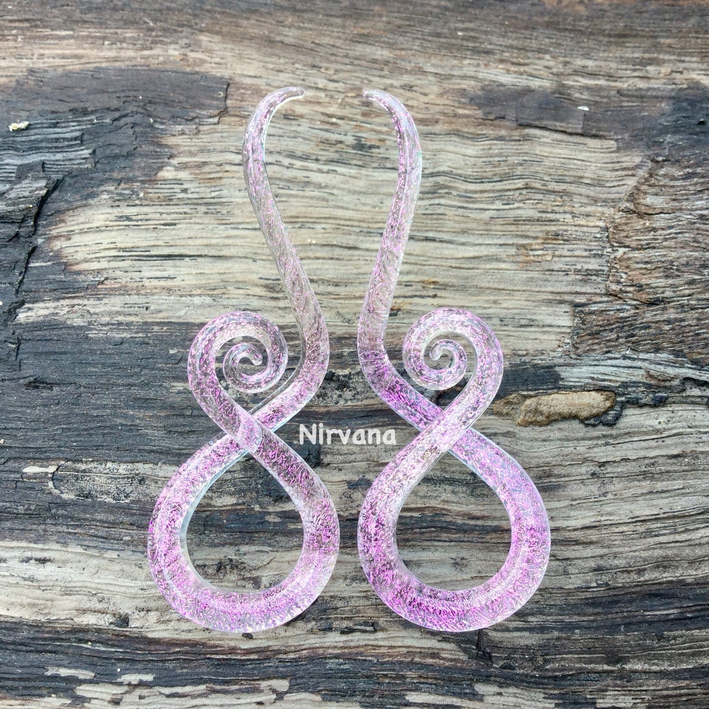 1 Pair (2 Pieces) Translucent Pink Dichroic Encased Translucent Pink Glass Note Spirals