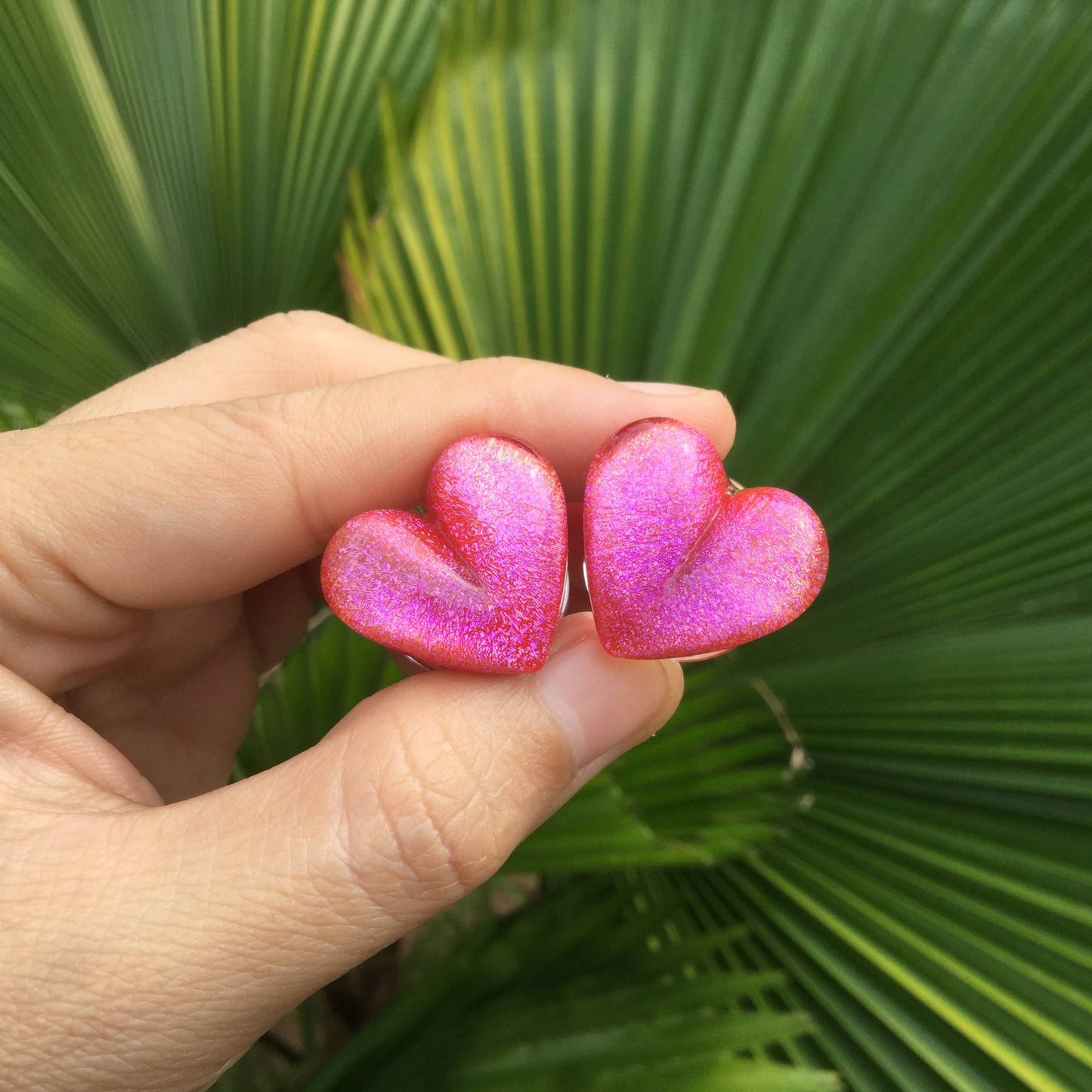 1 Pair (2 Pieces) Cherry Red Pink Dichroic Glass Heart Plugs Pyrex