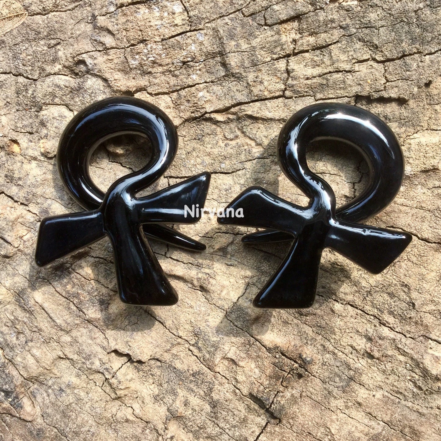 1 Pair (2 Pieces) Black Egyptian Ankh Cross Pyrex glass Ear Spirals