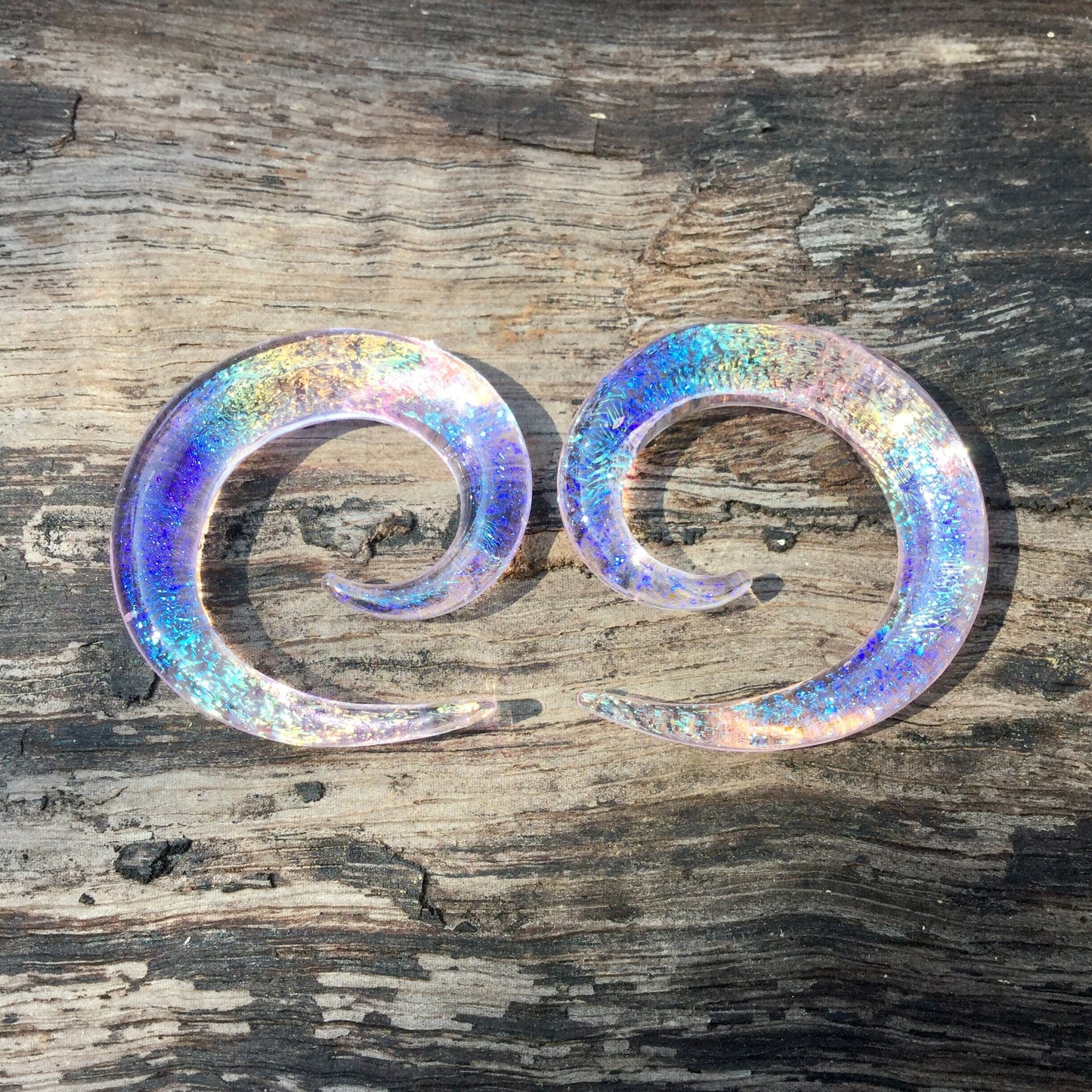 1 Pair (2 Pieces) Translucent Pink Translucent Rainbow Dichroic Glass Classic Spirals