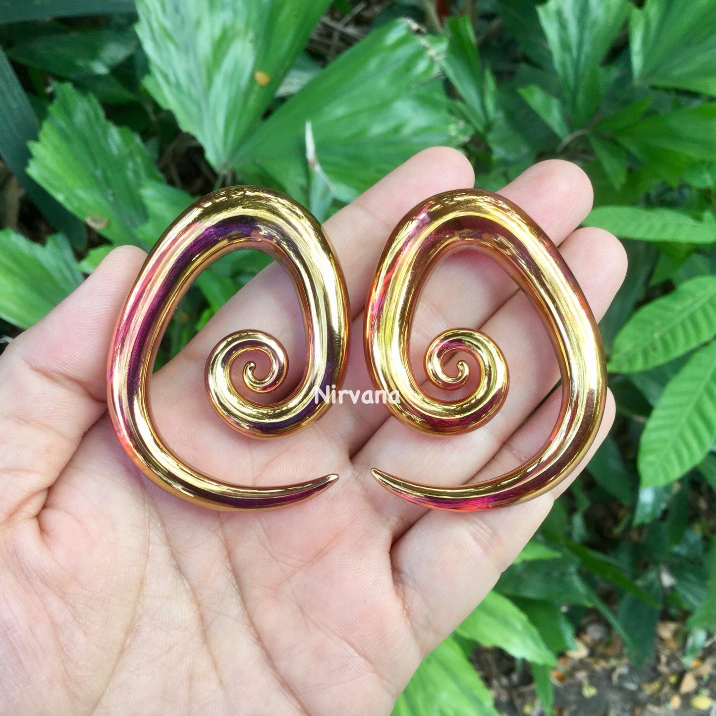 1 Pair (2 Pieces) 24 K Ruby Gold Tear Drop Spirals