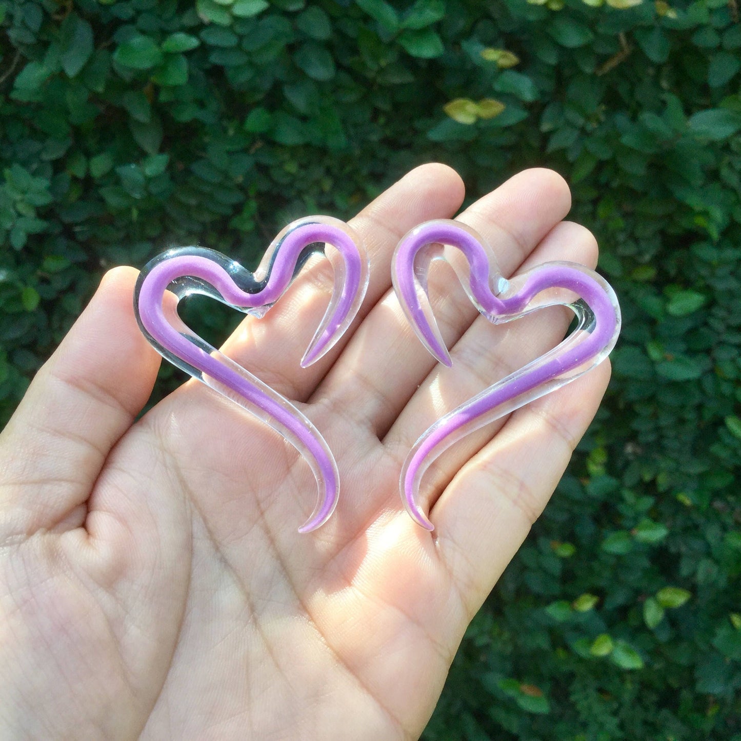 1 Pair (2 Pieces) Encased Mauve Pastel Purple Heart Spirals