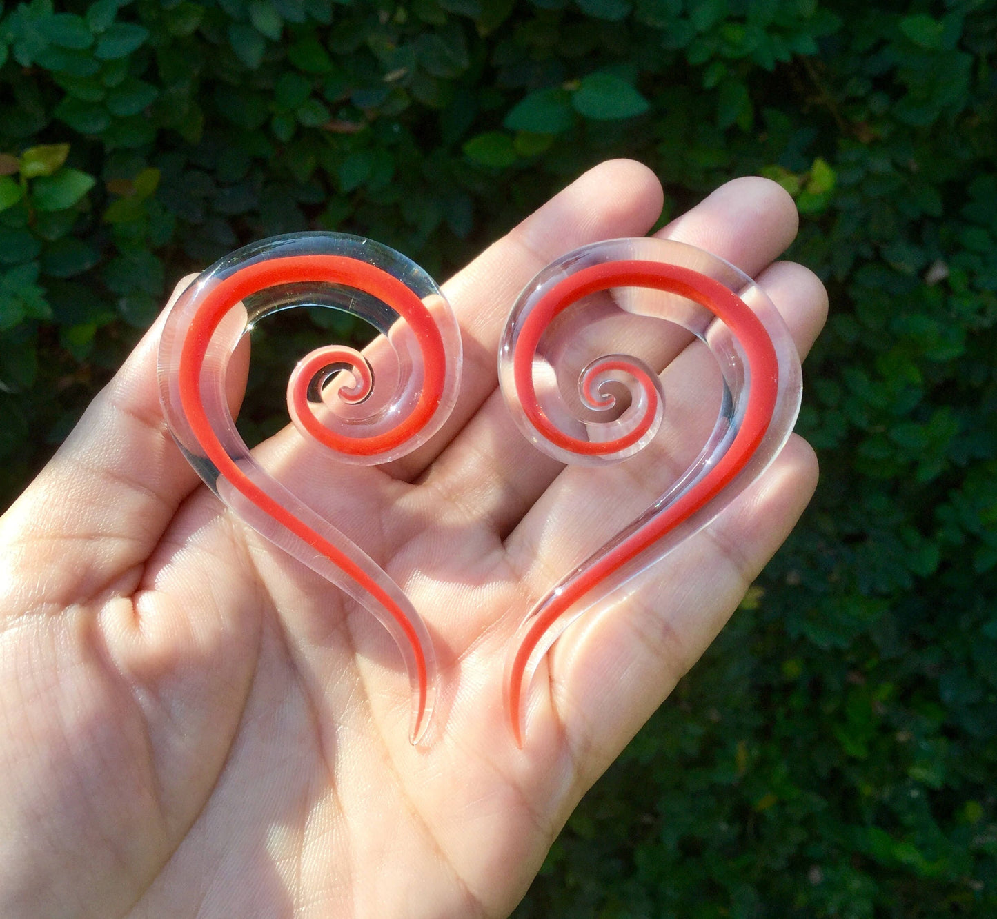 1 Pair (2 Pieces) Solid Color Encased Red Thai Super Spirals