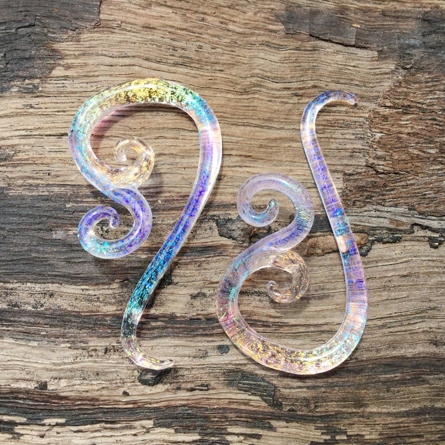1 Pair (2 Pieces) Translucent Pink Translucent Rainbow Dichroic Glass Venus Spirals