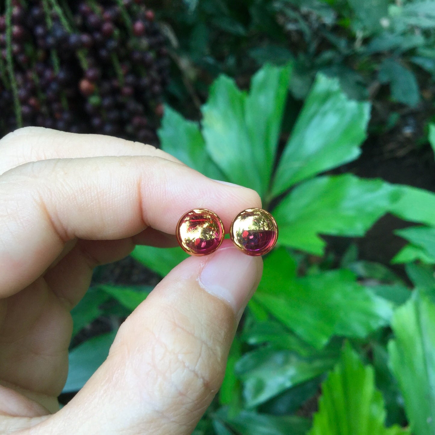 1 Pair (2 Pieces) Real 24 Karat Ruby Gold Colored Glass Ear Plugs