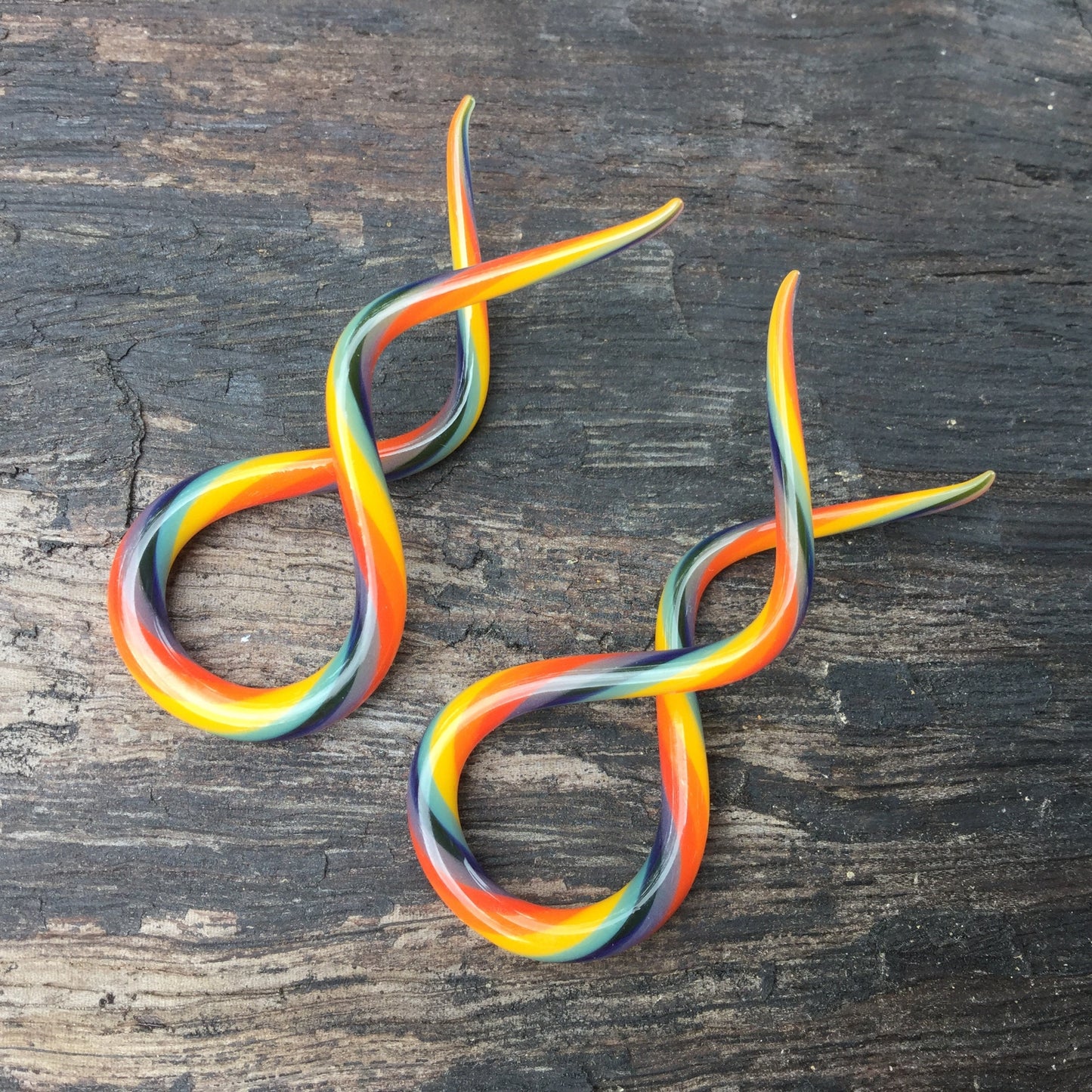 1 Pair (2 Pieces) Lucky Rainbow Double Twists Pyrex Glass
