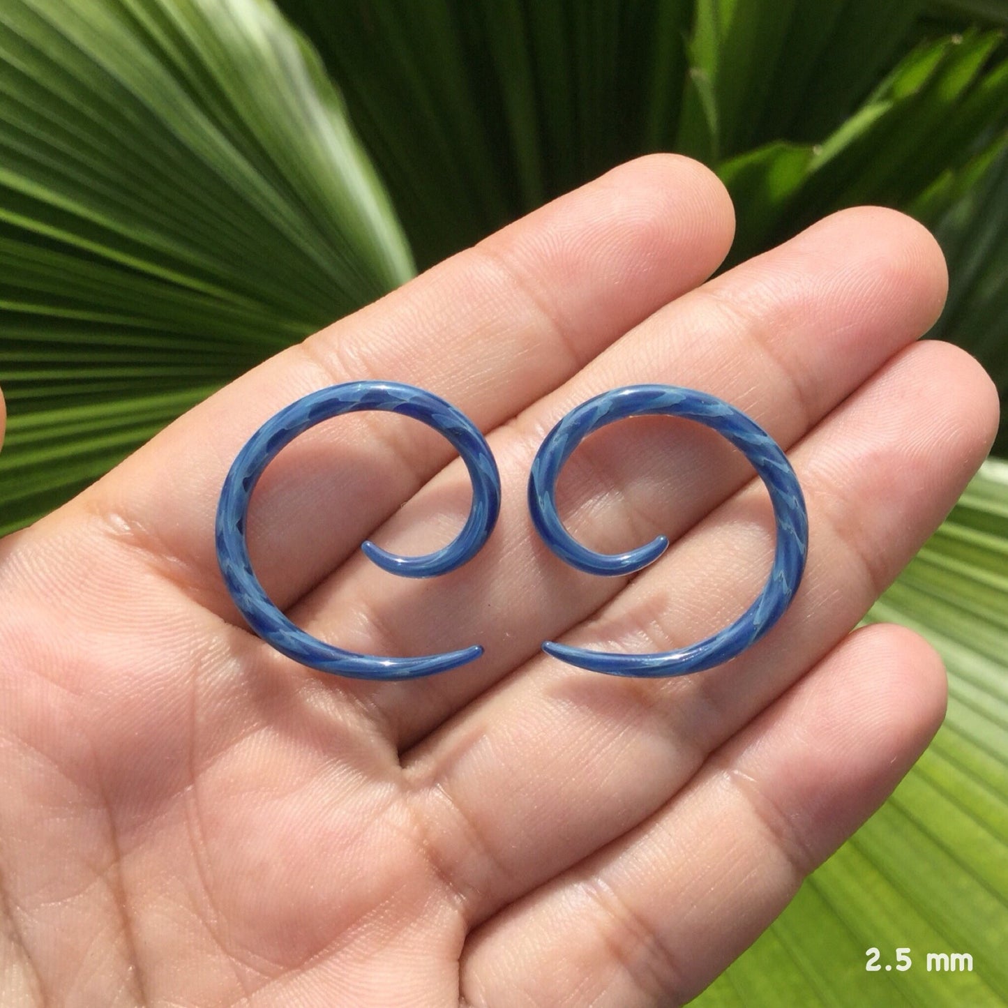 1 Pair (2 Pieces) Exotic Dark Blue Earth Glass Classic Spirals