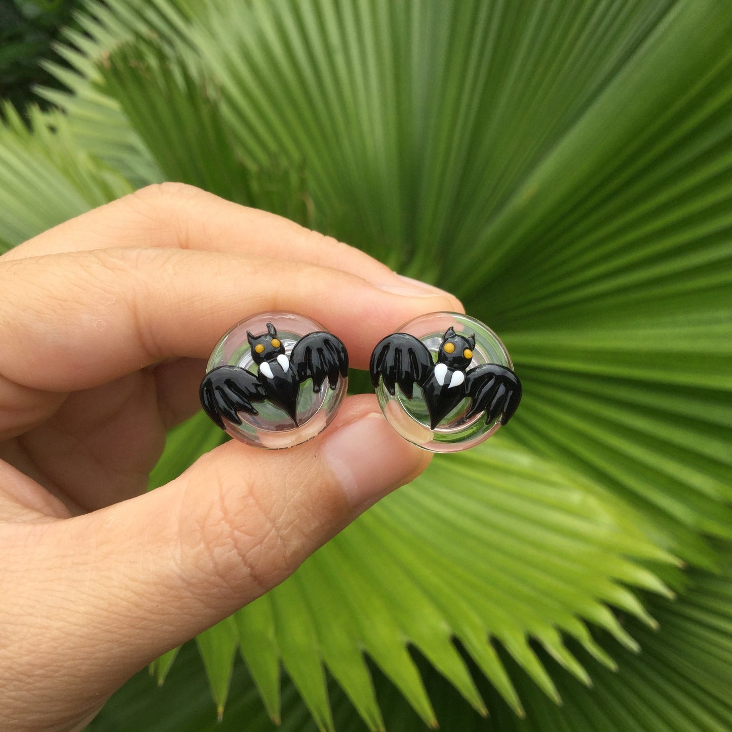 1 Pair (2 Pieces) Vampire Bat Glass Plugs