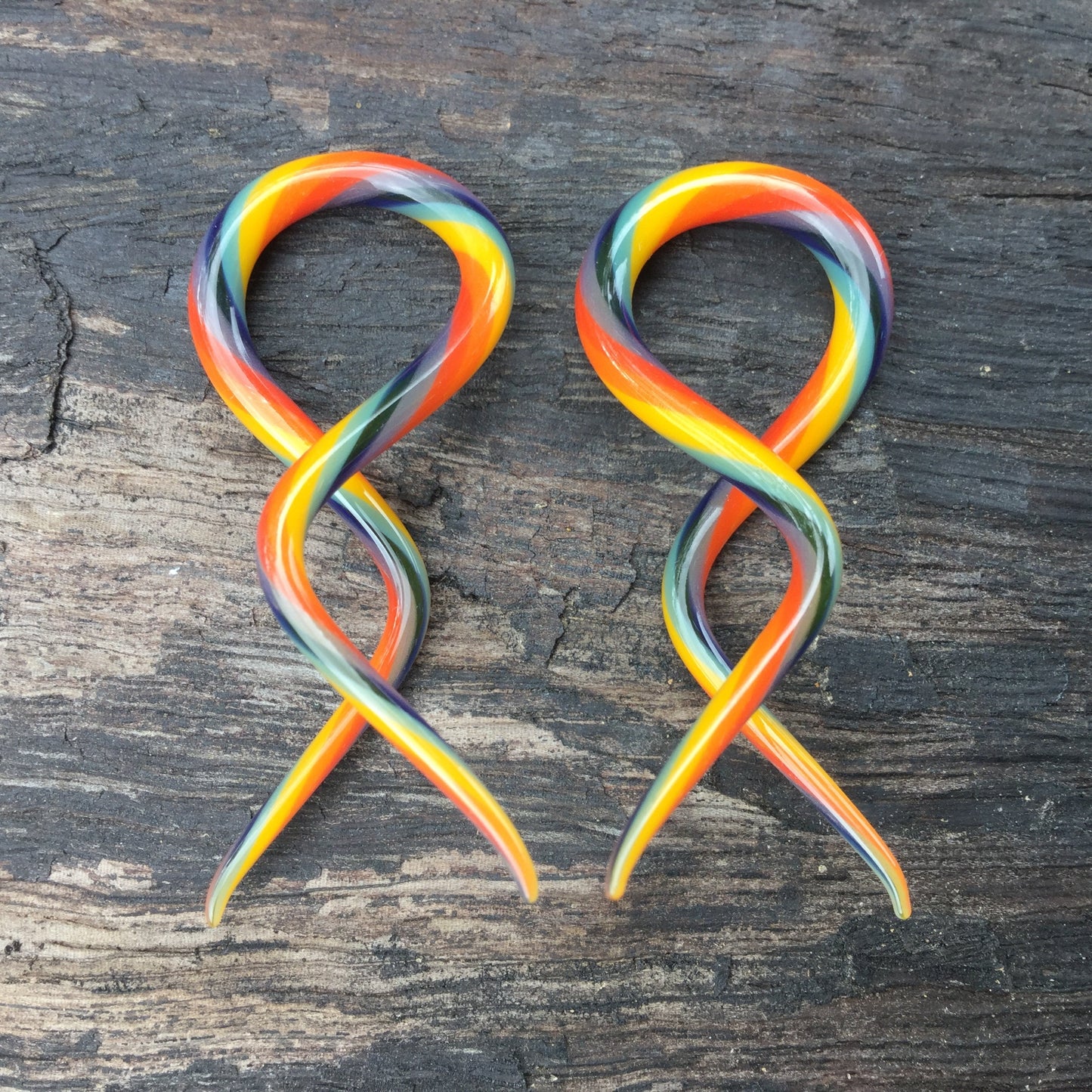 1 Pair (2 Pieces) Lucky Rainbow Double Twists Pyrex Glass