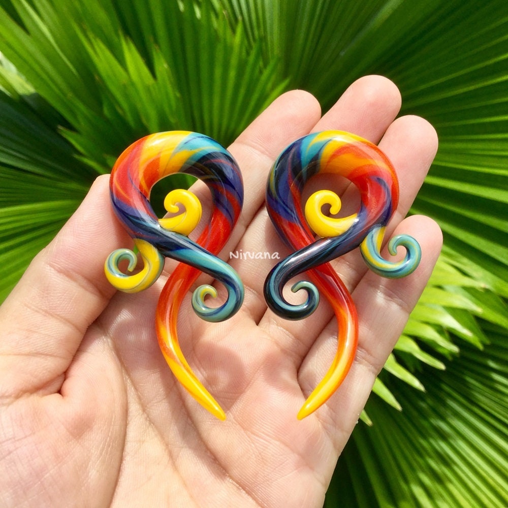 1 Pair (2 Pieces) Rainbow Colors Free Style Bonita Spirals Glass
