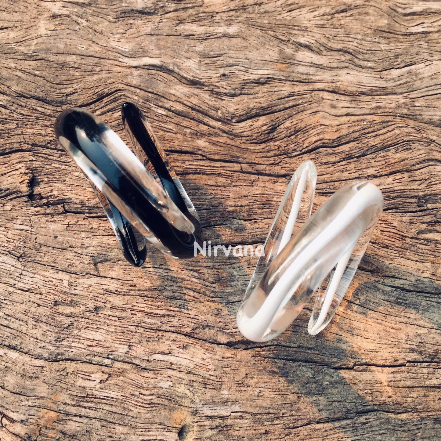 1 Pair (2 Pieces) Kat's Spirals Encased 1 Piece White & 1 Piece Black