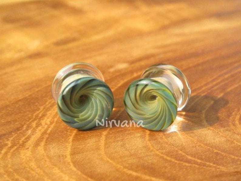 1 Pair (2 Pieces) Exotic Green Tornado Vortex Plugs