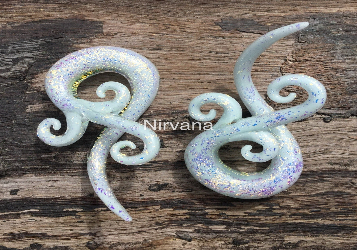 1 Pair (2 Pieces) - Pearlescent "GRAY" Dichroic Glass Bonita Spirals