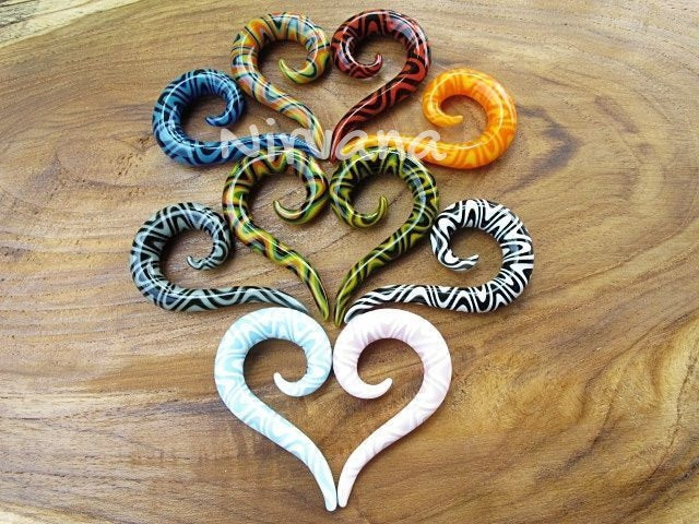 1 Pair (2 Pieces) Rasta Snake Pattern Thai Spirals Glass