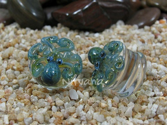 1 Pair (2 Pieces) Pyrex Glass Exotic Light Green Octopus Plugs