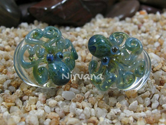1 Pair (2 Pieces) Pyrex Glass Exotic Light Green Octopus Plugs