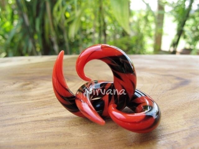 1 Pair (2 Pieces) Black & Red Free Style Classic Spirals Glass